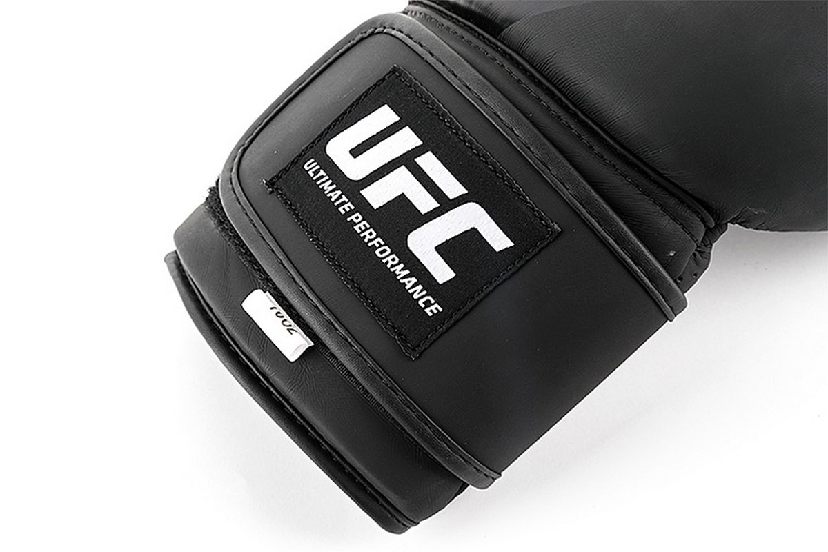 Тренировочные перчатки для бокса, 12 унций UFC TOT UTO-75427 Black 1200_800